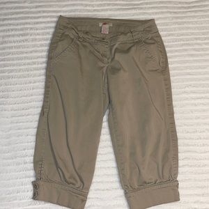 Candies Capri Shorts Tan Size 1